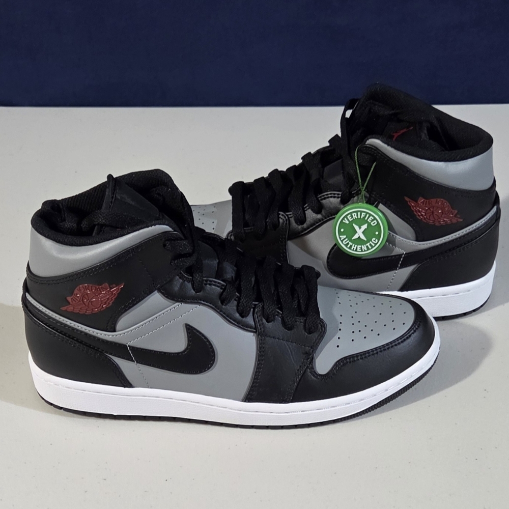 Air Jordan 1 Mid Shadow Red